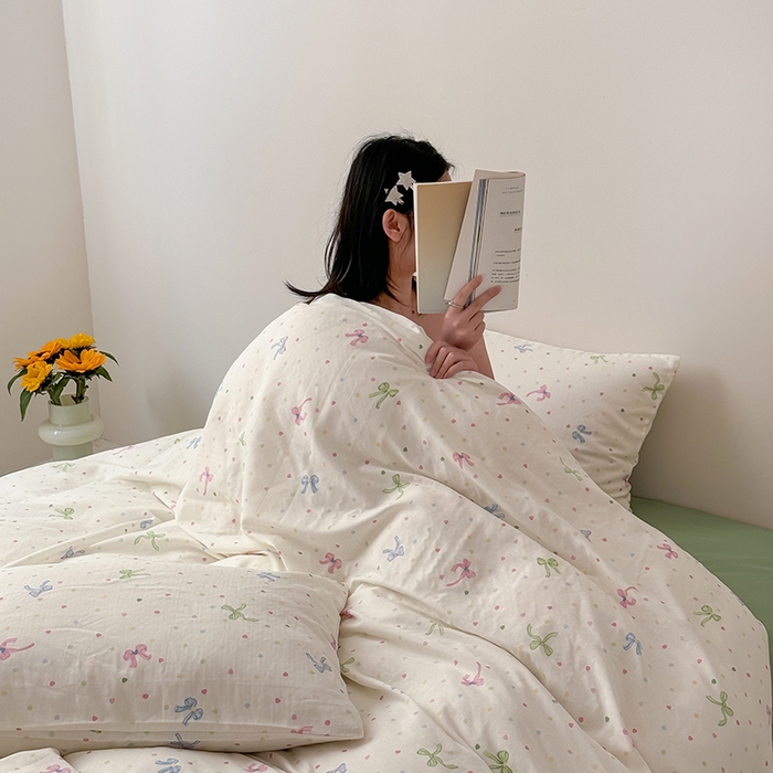 91家纺网 家纺一手货源 找家纺 2025新款A类ins奶油风卡通全棉双层纱系列四件套 蝶舞