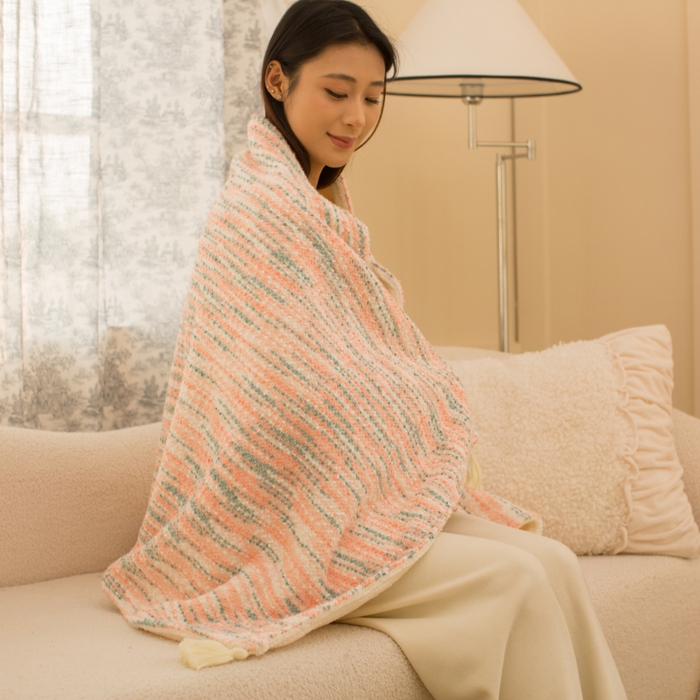 91家纺网 家纺一手货源 找家纺 潮邦创意家居 2025新款小香风暖阳绒披肩毯-小香肩系列（含买家秀） 小香肩绿彩