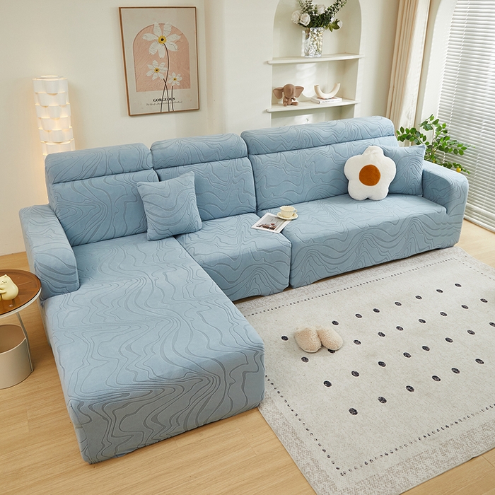 91家纺网 家纺一手货源 找家纺 丝绮鹿 2024新款曲意松紧款沙发套（贵妃图） 淡蓝