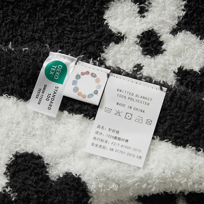 91家纺网 家纺一手货源 找家纺 2025新款半边绒清新甜美碎花多功能毯-普利朵 普利朵-碳灰色