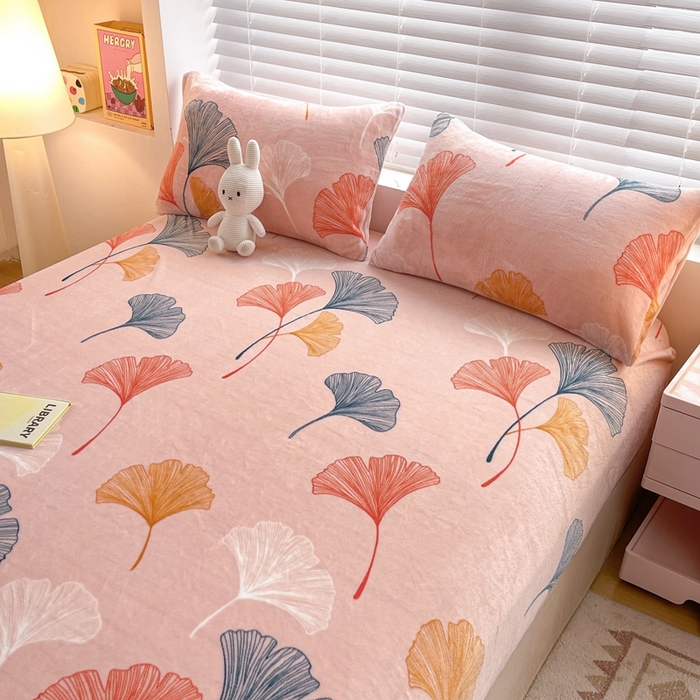 91家纺网 家纺一手货源 找家纺 芯元素 2024新款牛奶绒印花床笠 枝繁叶茂