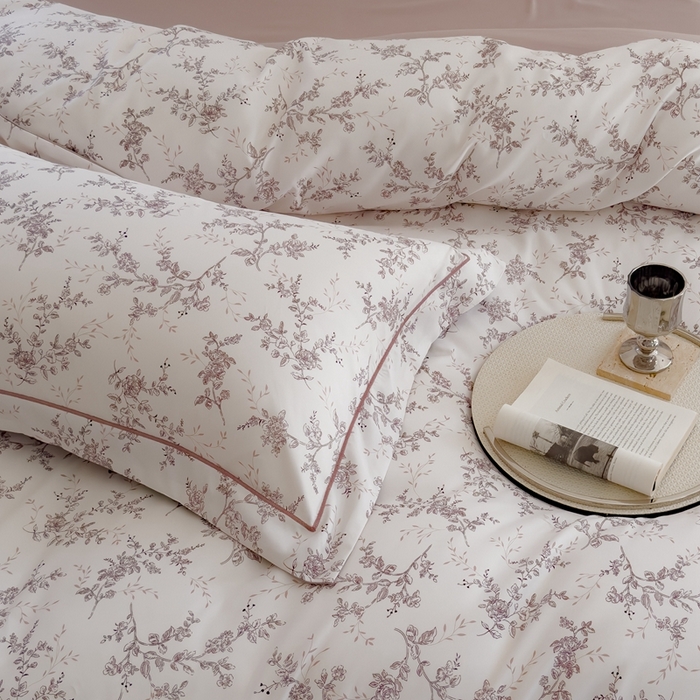 91家纺网 家纺一手货源 找家纺 丽卡家纺（原丽卡家纺） 2024新款A类德绒小清新数码印花四件套 雅香怡人