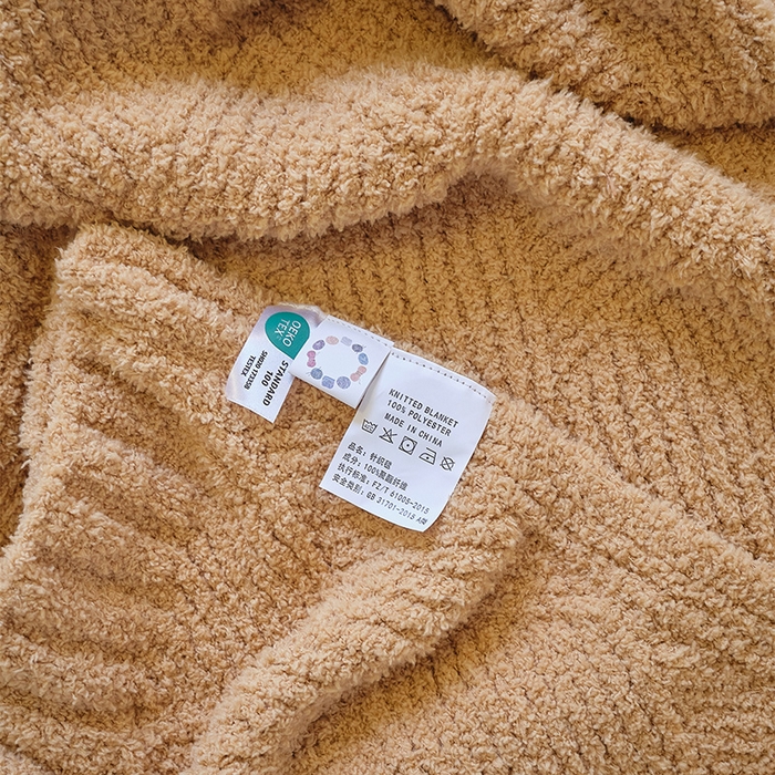 91家纺网 家纺一手货源 找家纺 2025新款半边绒多彩柔软纯色毯-塔娜 塔娜-淡黄