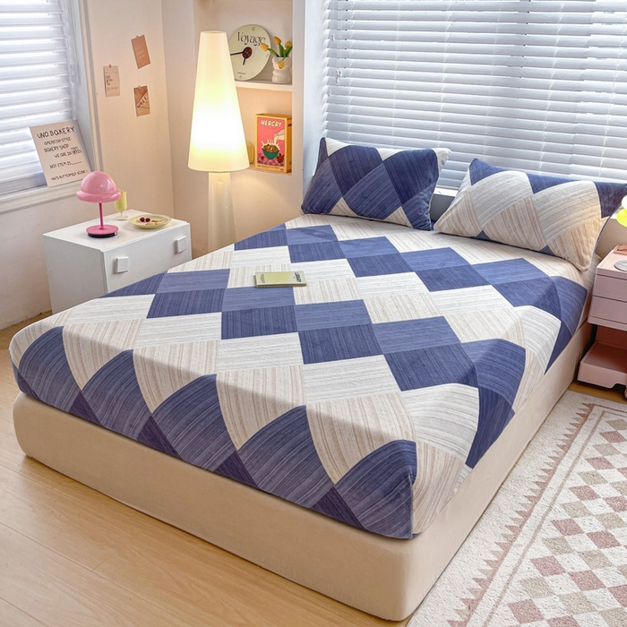 91家纺网 家纺一手货源 找家纺 芯元素 2024新款牛奶绒印花床笠 绅士风采