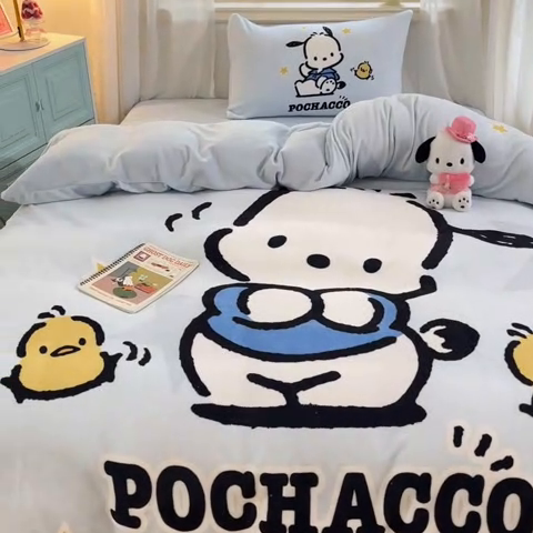 91家纺网 家纺一手货源 找家纺 A类母婴级库洛米美乐蒂三丽鸥正版授权卡通儿童牛奶绒双面牛奶绒四件套珊瑚绒四件套 绒大版-R可爱小鸡帕恰狗