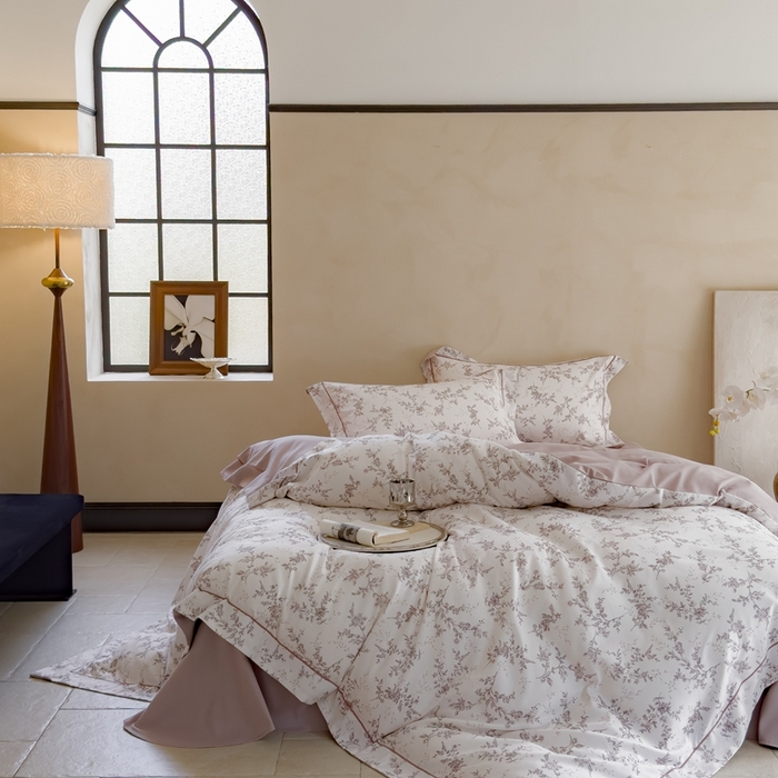 91家纺网 家纺一手货源 找家纺 丽卡家纺（原丽卡家纺） 2024新款A类德绒小清新数码印花四件套 雅香怡人