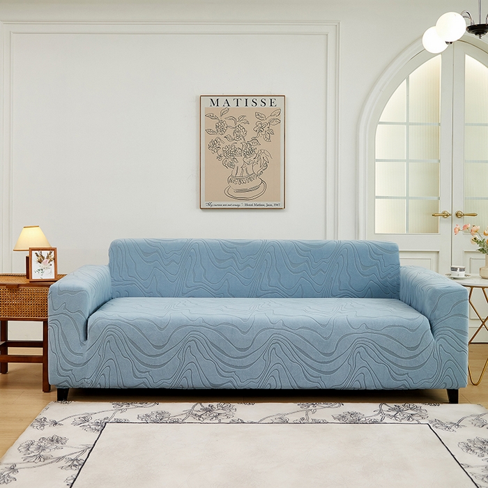 91家纺网 家纺一手货源 找家纺 丝绮鹿 2024新款曲意松紧款沙发套（三人图） 淡蓝