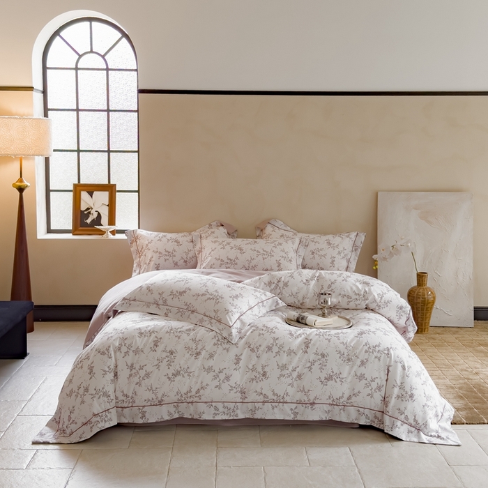 91家纺网 家纺一手货源 找家纺 丽卡家纺（原丽卡家纺） 2024新款A类德绒小清新数码印花四件套 雅香怡人