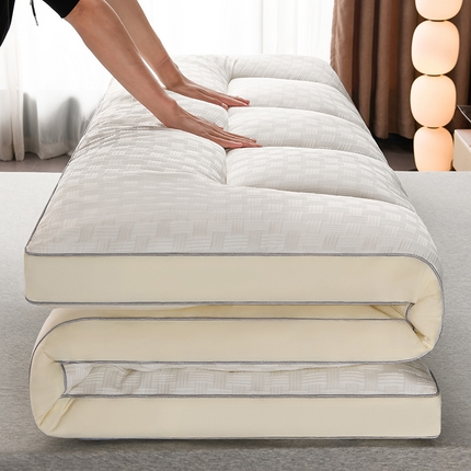 91家纺网 家纺一手货源 找家纺 2024新款亲肤舒适石墨烯羊毛床褥 澳洲羊毛白