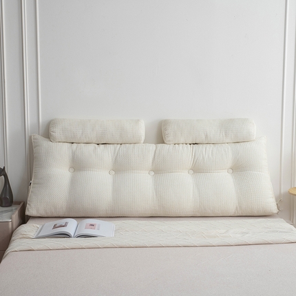 91家纺网 家纺一手货源 找家纺 一兰家纺 2024新款新款加厚立绒格三角靠垫床头大靠背腰靠沙发靠背可拆洗-堡丁系列 堡丁-印象米