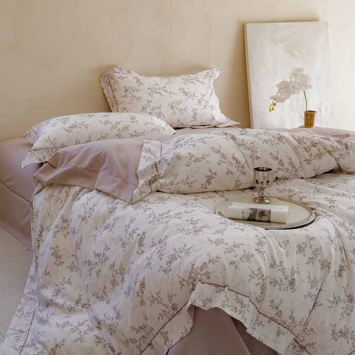 91家纺网 家纺一手货源 找家纺 丽卡家纺（原丽卡家纺） 2024新款A类德绒小清新数码印花四件套 雅香怡人