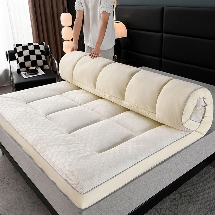 91家纺网 家纺一手货源 找家纺 2024新款亲肤舒适石墨烯羊毛床褥 澳洲羊毛白