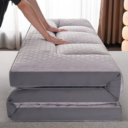 91家纺网 家纺一手货源 找家纺 2024新款亲肤舒适石墨烯羊毛床褥 澳洲羊毛灰