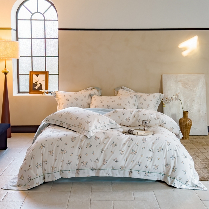 91家纺网 家纺一手货源 找家纺 丽卡家纺（原丽卡家纺） 2024新款A类德绒小清新数码印花四件套 丽芙