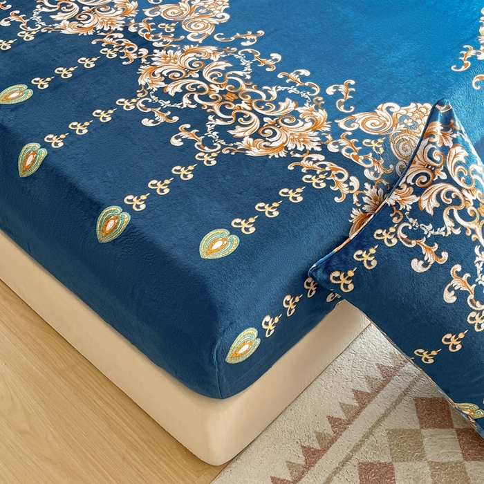 91家纺网 家纺一手货源 找家纺 芯元素 2024新款牛奶绒印花床笠 英伦风