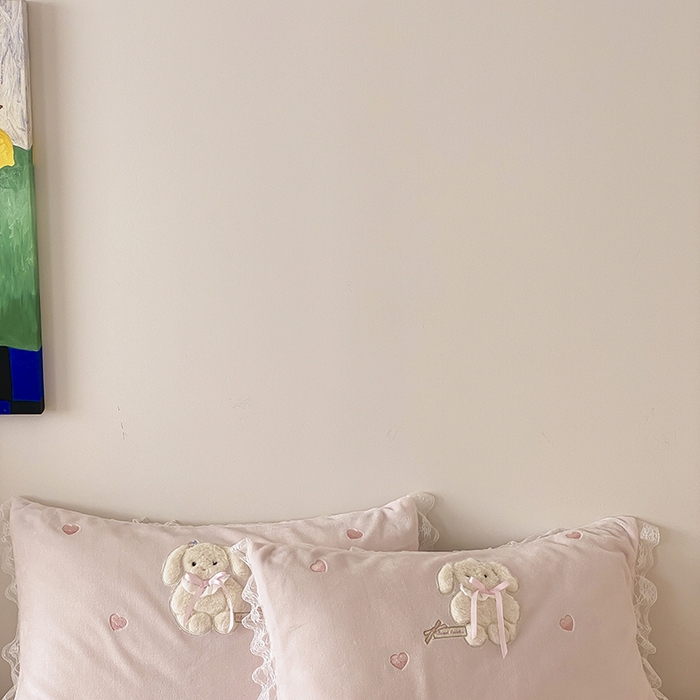 91家纺网 家纺一手货源 找家纺 MIU缪家居 2024新款加厚牛奶绒四件套-伽百利-风格二 伽百利-粉色