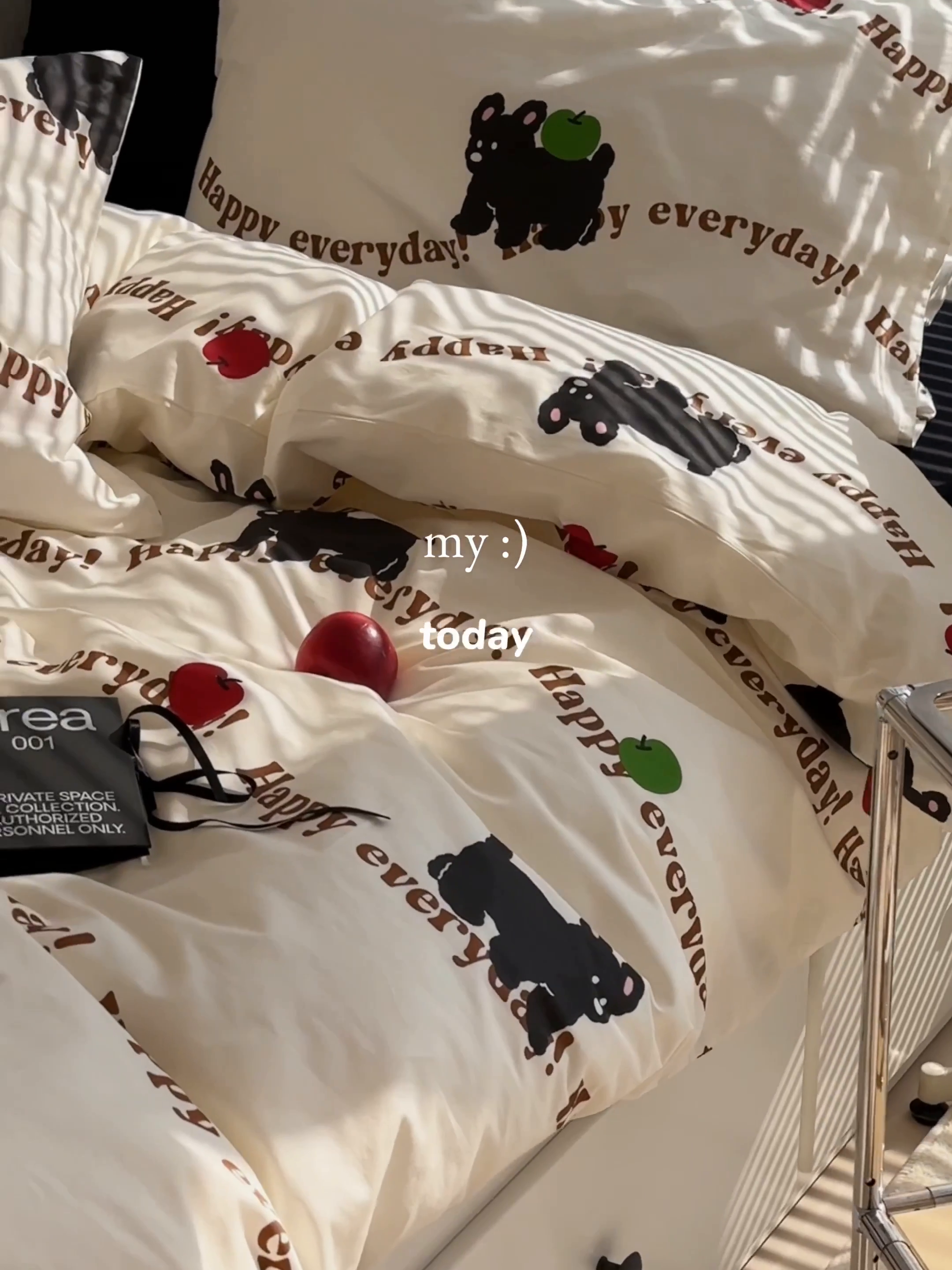 91家纺网 家纺一手货源 找家纺 尺素 2025年春夏新款全棉卡通四件套纯棉双人被套纯色床单床笠三件套儿童床上用品 纯爱小狗 黑