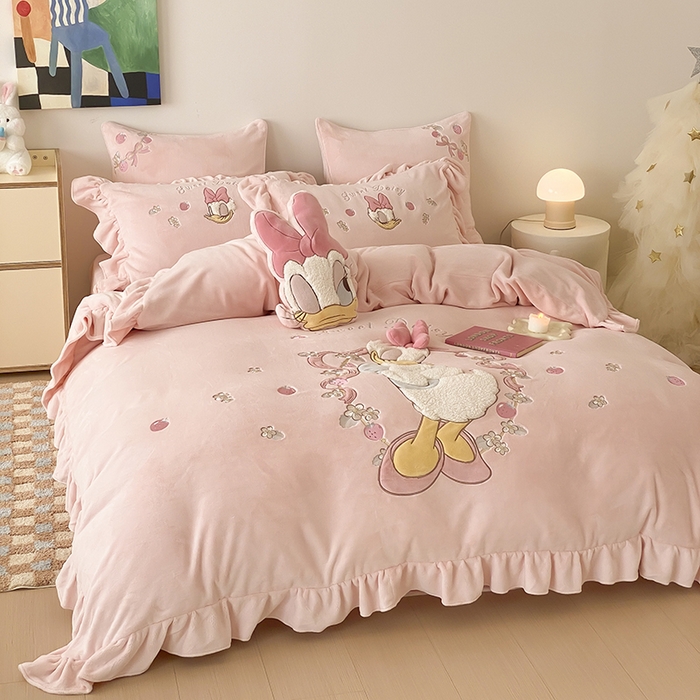 91家纺网 家纺一手货源 找家纺 （总）MIU缪家居 2024新款加厚保暖牛奶绒四件套-黛西