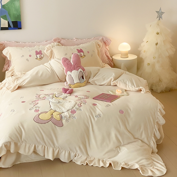 91家纺网 家纺一手货源 找家纺 MIU缪家居 2024新款加厚保暖牛奶绒四件套-黛西 黛西 奶黄