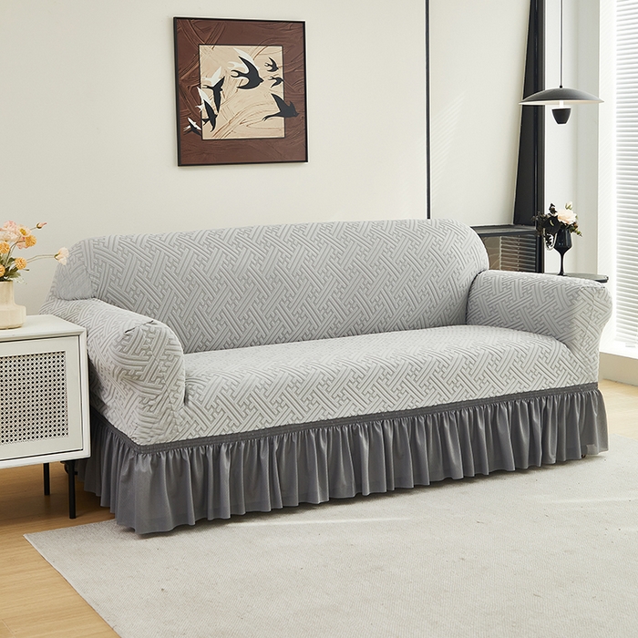 91家纺网 家纺一手货源 找家纺 共鸣沙发套 2024新款拉绒提花系列沙发套（裙摆款） 拉绒浅灰