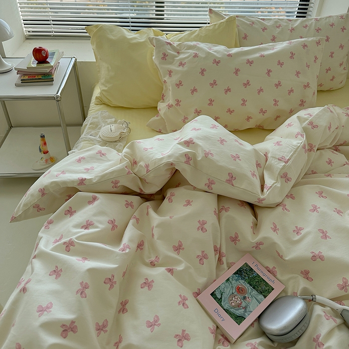 91家纺网 家纺一手货源 找家纺 尺素 2024韩国ins风少女粉被套纯棉卡通四件套小清新蝴蝶结被套240*250床单学生宿舍三件套 少女日记（浅黄）
