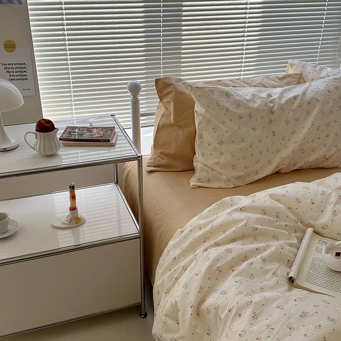 91家纺网 家纺一手货源 找家纺 尺素 2024新款韩国ins风全棉印花四件套田园花卉双人碎花被套学生宿舍1.2三件套纯色加大床单1.8床笠 露华浓（浅驼）