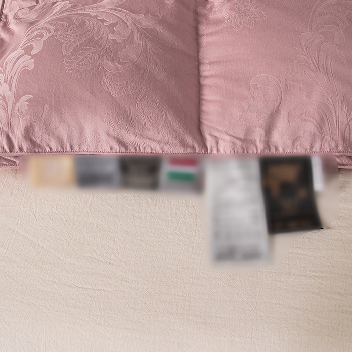 91家纺网 家纺一手货源 找家纺 御眠纺羽绒被壳 2024新款双层全棉大提花羽绒被壳立体静音面料 天香花藕粉