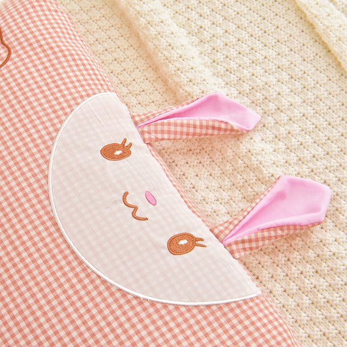 91家纺网 家纺一手货源 找家纺 织布人 2025新款荞麦枕卡通全棉水洗棉小兔子儿童枕学生枕家用荞麦枕头 全棉小兔荞麦枕-粉格