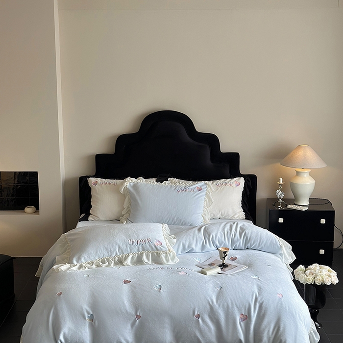 91家纺网 家纺一手货源 找家纺 MIU缪家居 2024新款加厚牛奶绒四件套-魔法之旅 魔法之旅-幻蓝