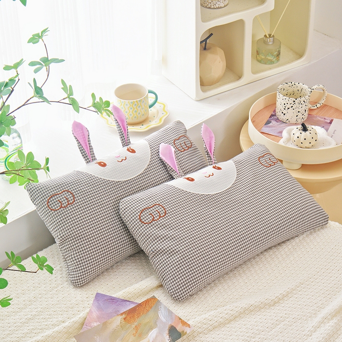 91家纺网 家纺一手货源 找家纺 织布人 2025新款荞麦枕卡通全棉水洗棉小兔子儿童枕学生枕家用荞麦枕头 全棉小兔荞麦枕-灰格