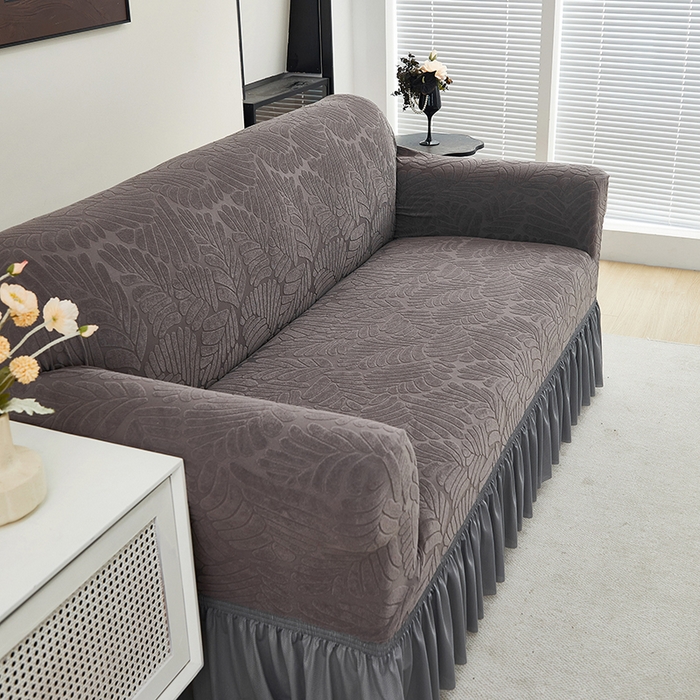 91家纺网 家纺一手货源 找家纺 共鸣沙发套 2024新款臻品提花系列沙发套（裙摆款织叶花系） 织叶冷灰