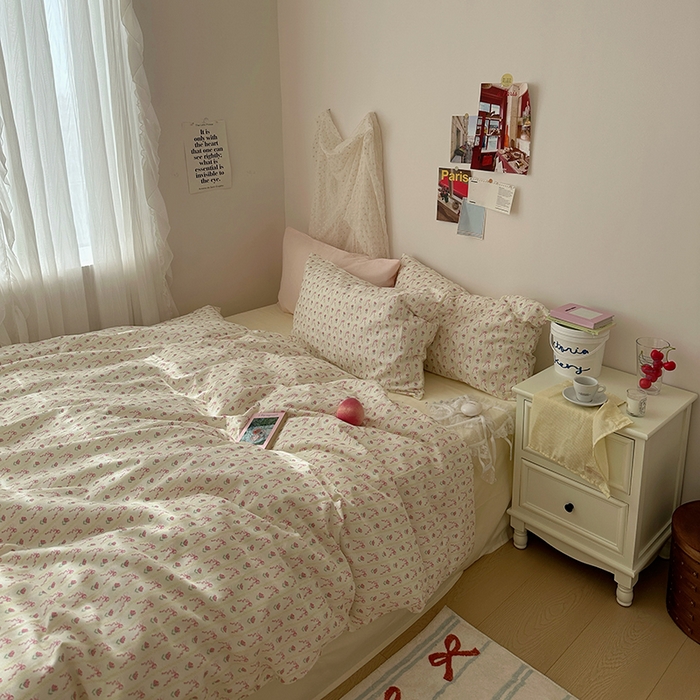 91家纺网 家纺一手货源 找家纺 韩国纯棉ins风小碎花田园风四件套花卉活性印花小清新被套纯色加大床单1.8床笠混搭风纯色印花枕套 一朵春光（奶黄）