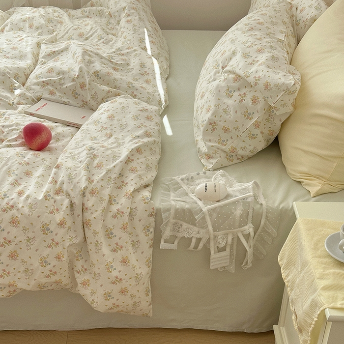 91家纺网 家纺一手货源 找家纺 尺素 2024新款韩国纯棉ins风小碎花四件套花卉田园被套纯色加大床单1.8床笠混搭风纯色印花枕套 春野（冰沙绿）