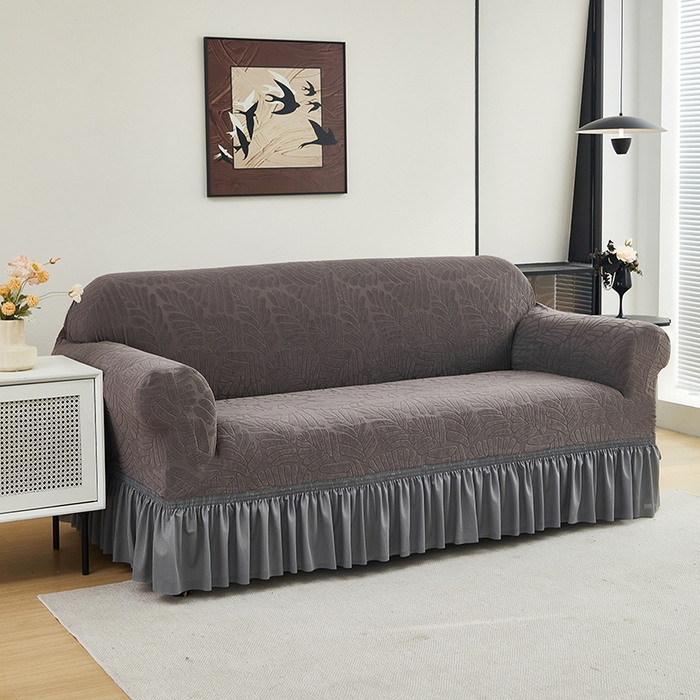 91家纺网 家纺一手货源 找家纺 共鸣沙发套 2024新款臻品提花系列沙发套（裙摆款织叶花系） 织叶冷灰