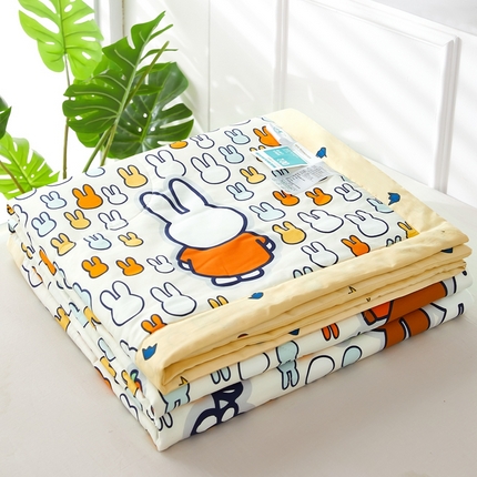 91家纺网 家纺一手货源 找家纺 总 黛妮雅2025卡通小黄鸭正版授权全棉夏凉被(提供买家秀）