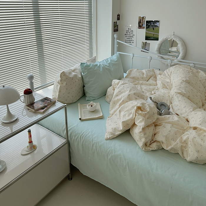 91家纺网 家纺一手货源 找家纺 尺素 2024新款韩国ins风全棉印花四件套田园花卉双人碎花被套学生宿舍1.2三件套纯色加大床单1.8床笠 露华浓（冰沙绿）