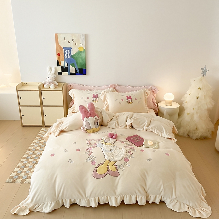 91家纺网 家纺一手货源 找家纺 MIU缪家居 2024新款加厚保暖牛奶绒四件套-黛西 黛西 奶黄