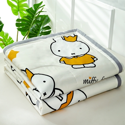 91家纺网 家纺一手货源 找家纺 总 黛妮雅2025卡通小黄鸭正版授权全棉夏凉被(提供买家秀）