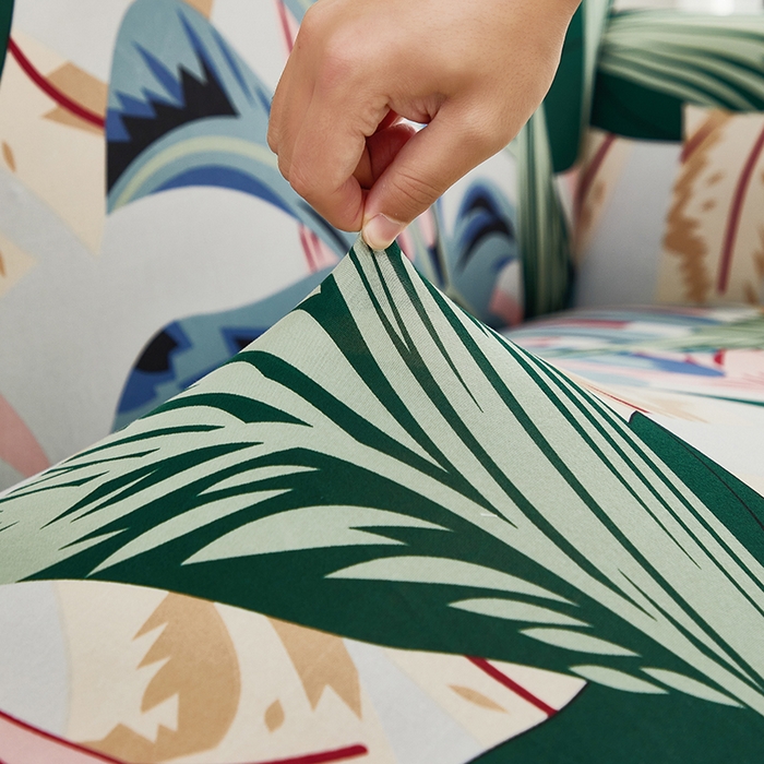 91家纺网 家纺一手货源 找家纺 共鸣沙发套 2024新款牛奶丝系列沙发套（裙摆款） 夏意