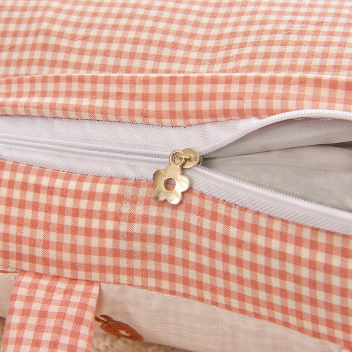 91家纺网 家纺一手货源 找家纺 织布人 2025新款荞麦枕卡通全棉水洗棉小兔子儿童枕学生枕家用荞麦枕头 全棉小兔荞麦枕-粉格