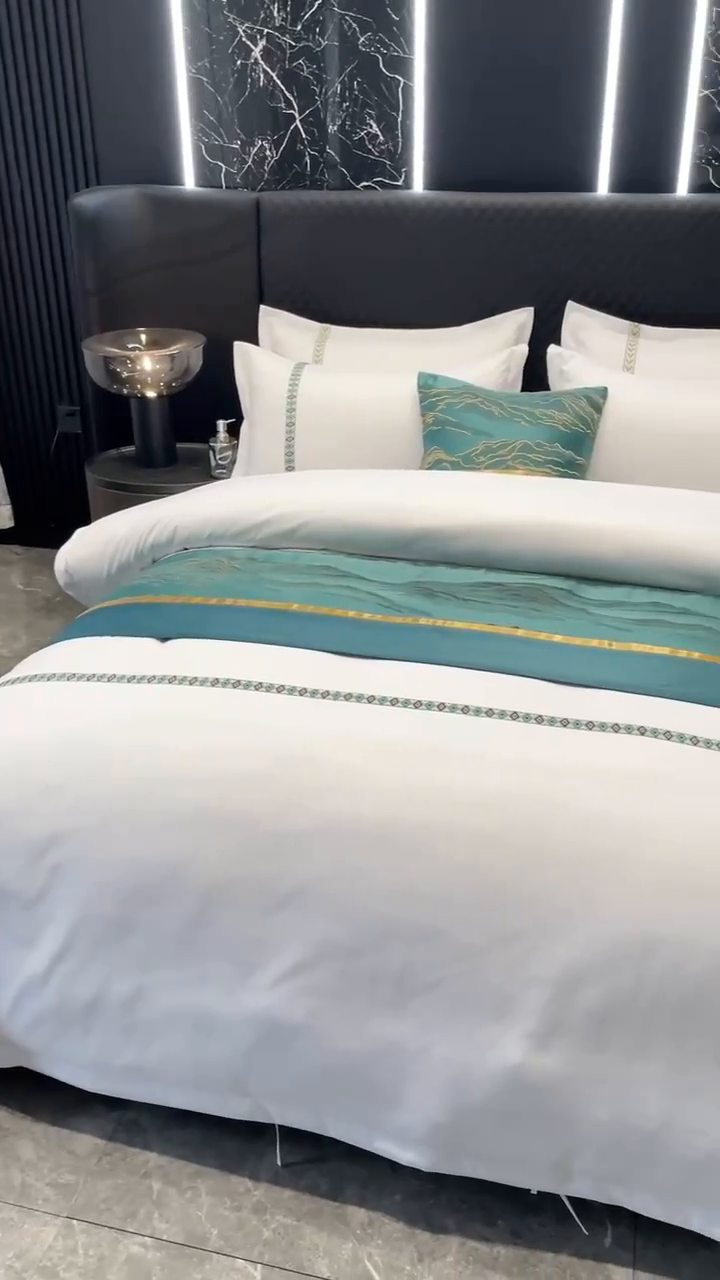 91家纺网 家纺一手货源 找家纺 中乾酒店布草工厂店 2024新款145g加厚加密款织带款酒店磨毛四件套 蓝宝石