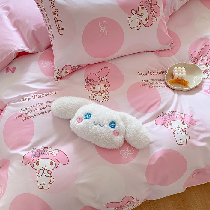 91家纺网 家纺一手货源 找家纺 玉元坊 2025年新款三丽鸥系列全棉纯棉简约基础款四件套三件套--美乐蒂简约款式 圈圈美乐蒂【简约款】