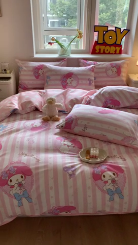 91家纺网 家纺一手货源 找家纺 玉元坊 2025年新款三丽鸥系列全棉纯棉简约基础款四件套三件套--美乐蒂简约款式 甜甜美乐蒂【简约款】