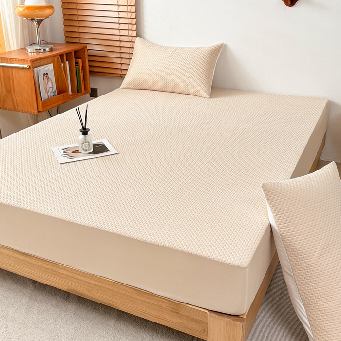 91家纺网 家纺一手货源 找家纺 小萌虎 2024新款华夫防水夹棉床笠 华夫-奶咖