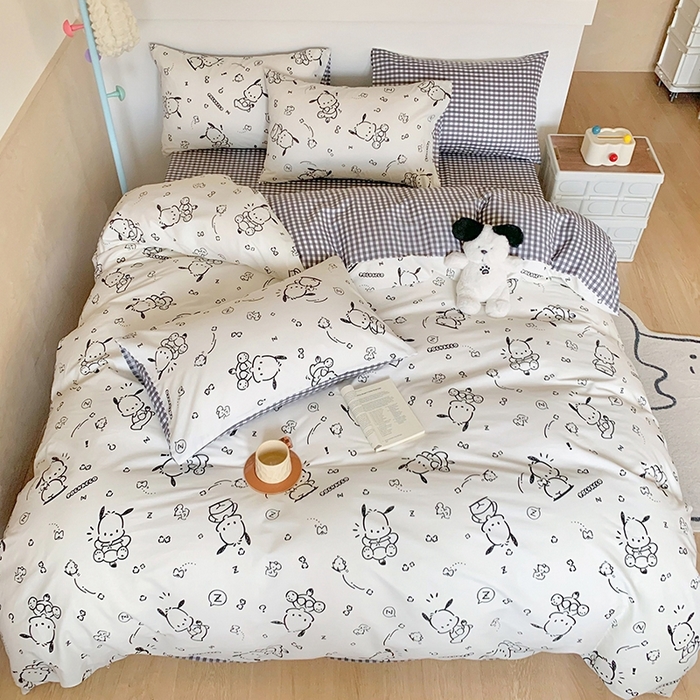 91家纺网 家纺一手货源 找家纺 玉元坊 2025年新款三丽鸥系列全棉纯棉简约基础款四件套三件套--帕恰狗简约款式 简约款-线条帕恰狗