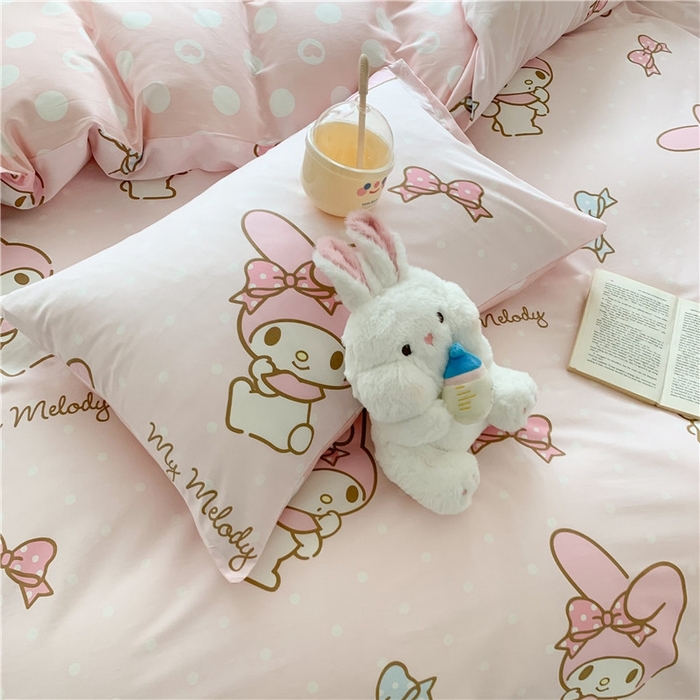 91家纺网 家纺一手货源 找家纺 玉元坊 2025年新款三丽鸥系列全棉纯棉简约基础款四件套三件套--美乐蒂简约款式 简约-蝴蝶结美乐蒂