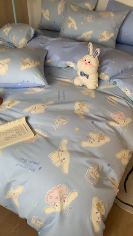 91家纺网 家纺一手货源 找家纺 玉元坊 2025年新款三丽鸥系列全棉纯棉简约基础款四件套三件套--大耳狗简约款式 简约款-蛋糕玉桂狗