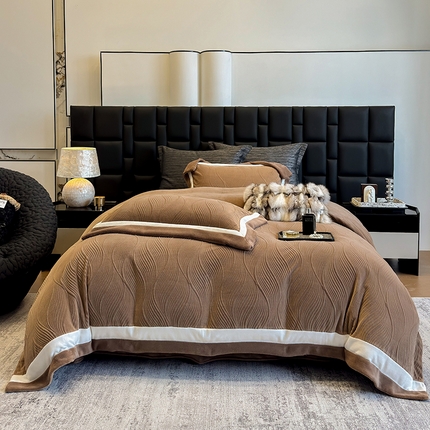 若未家居 LOVEWE HOUSE 2025秋冬260克AB版双拼雕花全消光牛奶绒套件--布拉格 布拉格-丝雾棕