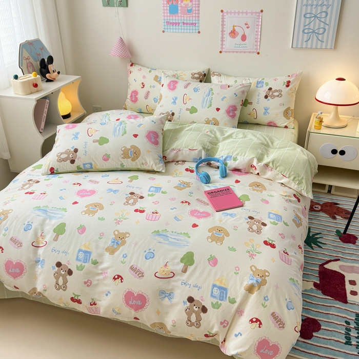 91家纺网 家纺一手货源 找家纺 曼之夏 2024新款全棉印花四件套 樱桃小狗