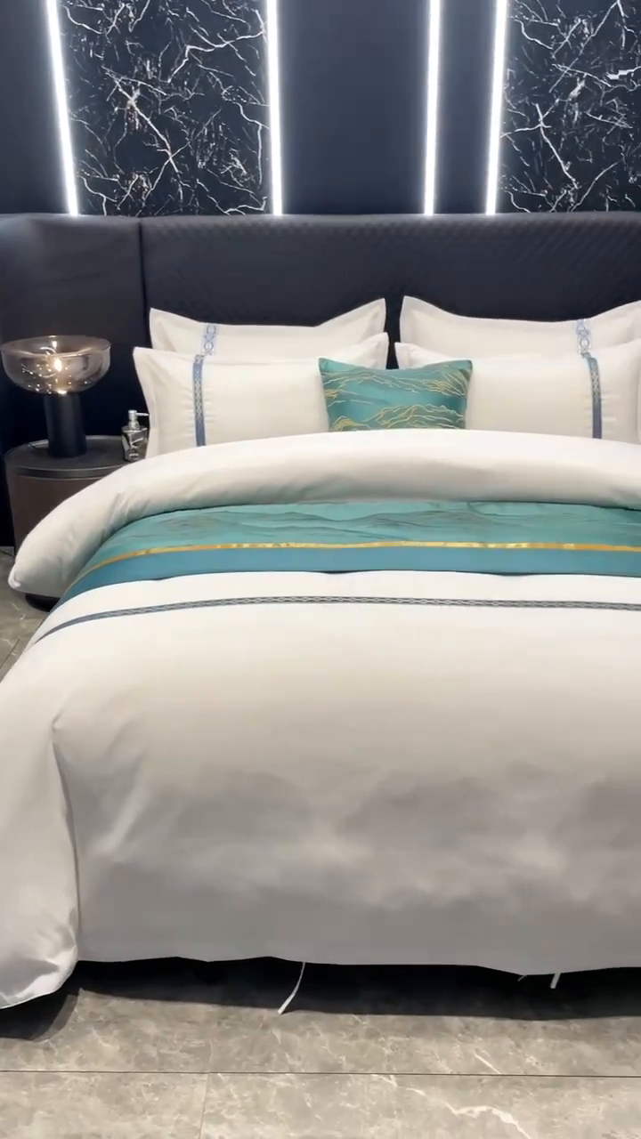 91家纺网 家纺一手货源 找家纺 中乾酒店布草工厂店 2024新款120克加密织带款酒店磨毛四件套 蓝翎阁